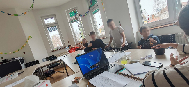 Vinkovci- Međunarodni dan sreće, Uskršnja bojanka i Jamb